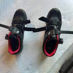 Peloton brand clip in shoes.
